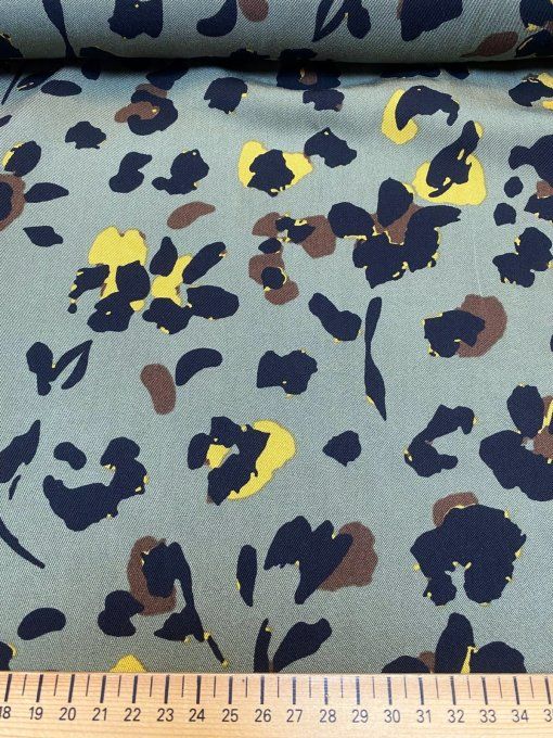 Twill de Viscose Fléo Kaki - par 10 cm 