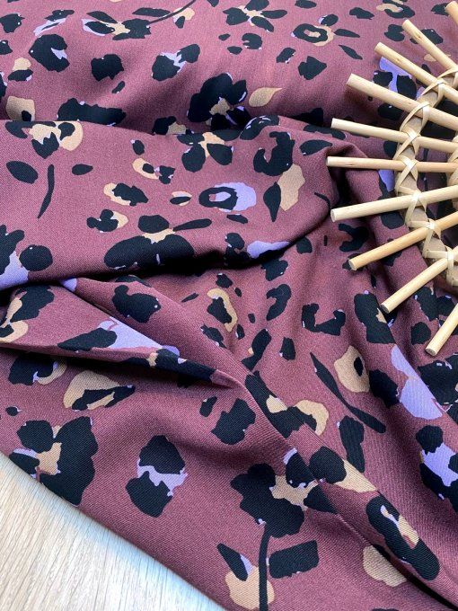 Twill de Viscose Fléo Prune - par 10 cm 