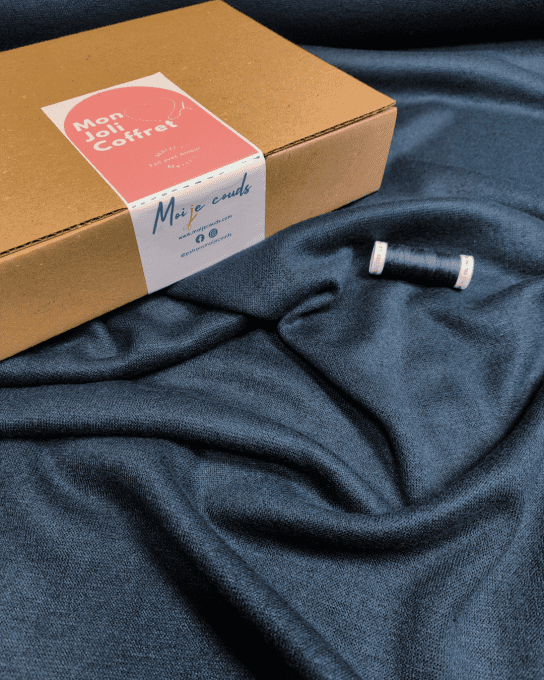 Mon Joli Coffret - Le Pull Puzzle - Maille Tricot Calin Marine