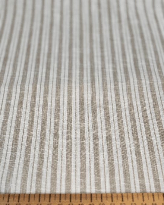 Tissu coton mélangé aspect lin Sable rayé blanc cassé - par 10 cm 