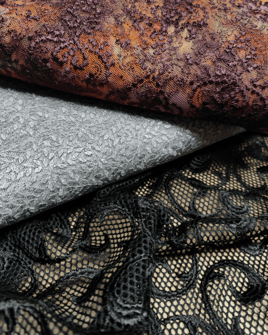 Dentelle brodée sur tulle "Opaline" - par 10 cm 