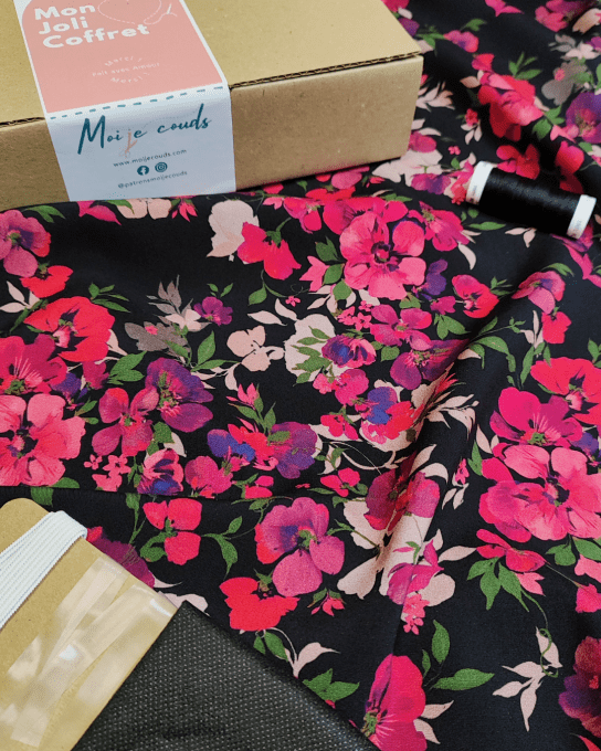 Mon Joli Coffret - La Robe Sorelle" Version Courte - manche 3/4" - Popeline de viscose Scarlett