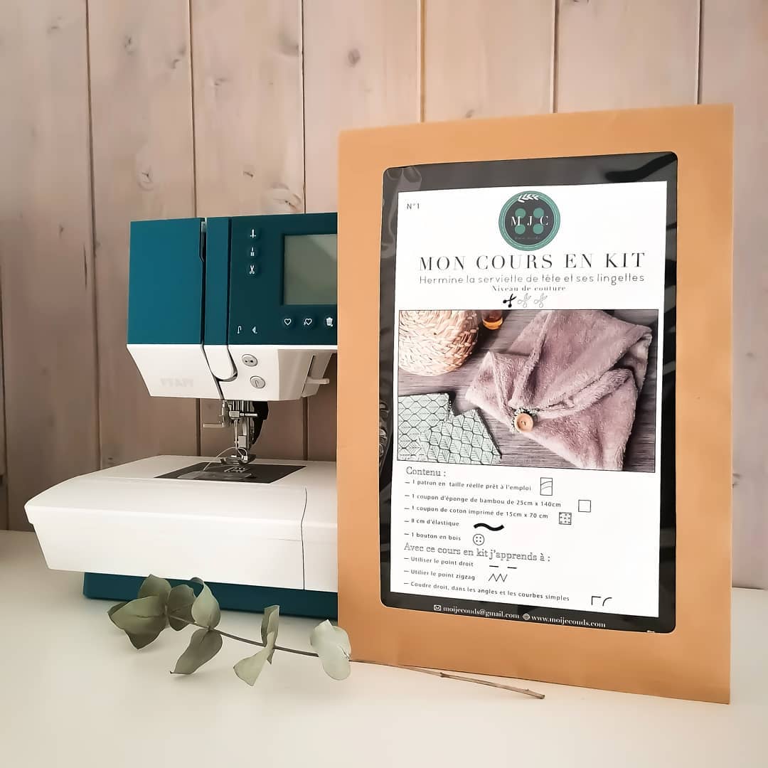 Cours en KIT n° 2 - HIRONDELLE- La pochette de lingerie zippée de voyage- -  Moijecouds